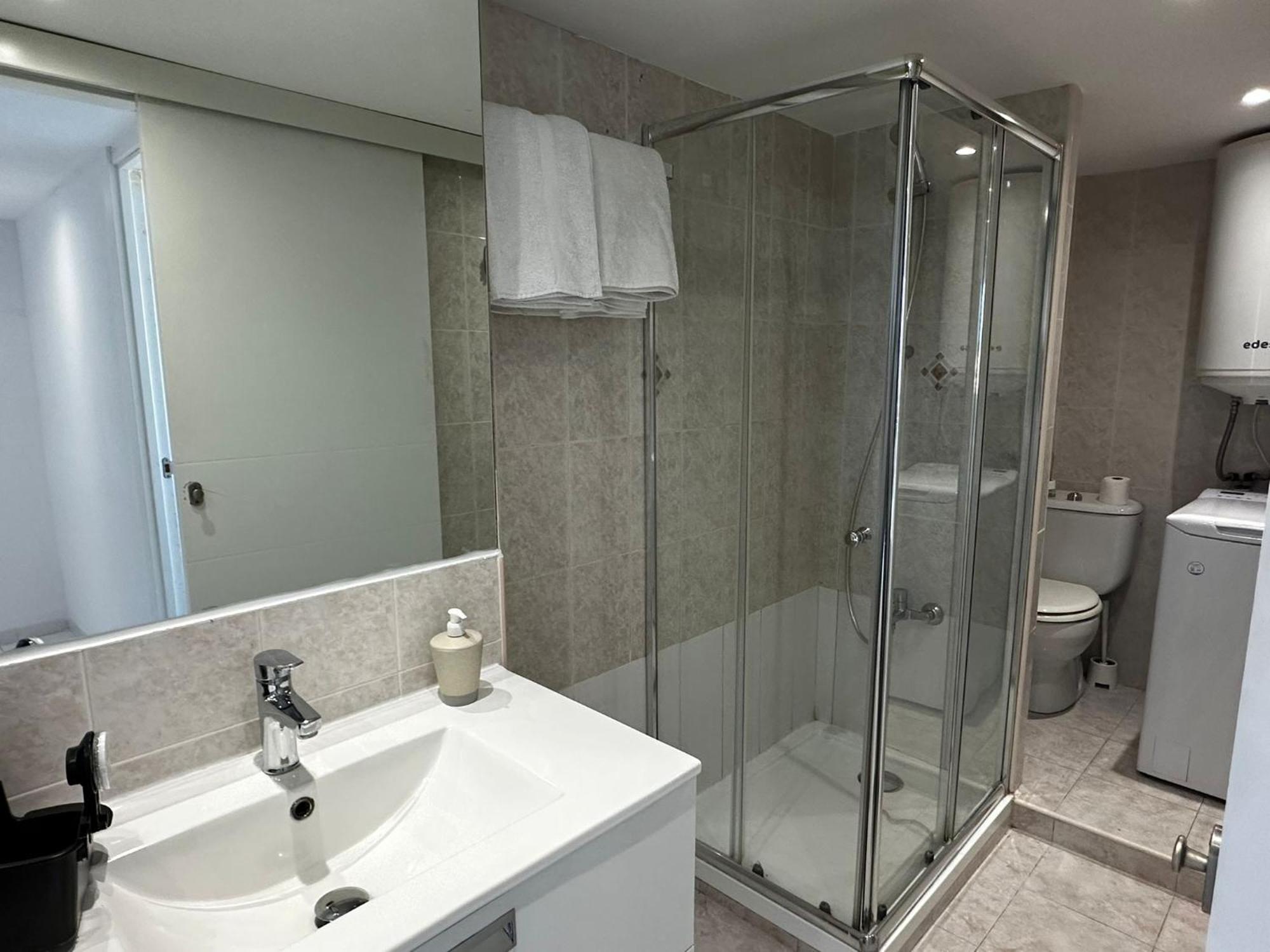 In Paseo Maritimo- First Line To The With Sea View Apartament